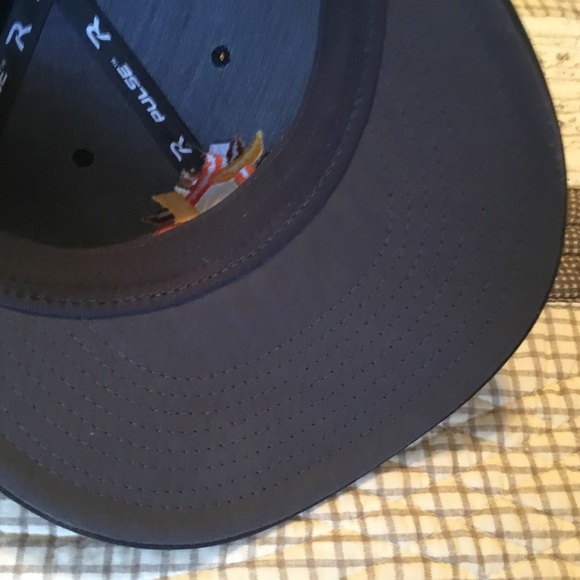 Richardson Pulse Flexfit PTS 20 black baseball cap / Like New - Picture 11 of 11